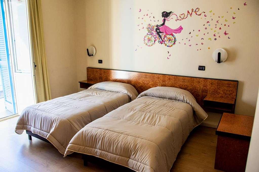 Hotel Scigliano Rossano Pokoj fotografie